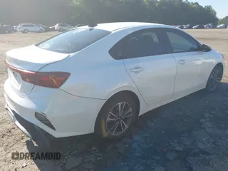 2024 Kia Forte LXS z VIN 3KPF24AD0RE778218, wystawiony jako IAAI lot #42302168 z przebiegiem 57 661 mil mil oraz . Historia ofert i sprzedaży dostępna na DreamBid. Obrazek 4.