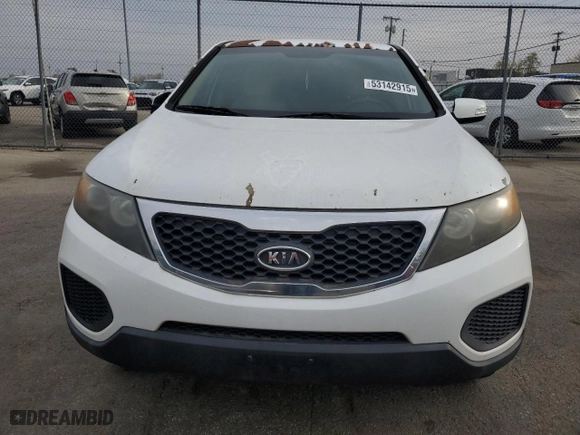 2011 Kia Sorento LX with VIN 5XYKT3A16BG076523, listed as a Copart auction lot 53142915 with 154,375 mi miles and Clean Title. Bid and sale history available at carsss.com. Image 5.