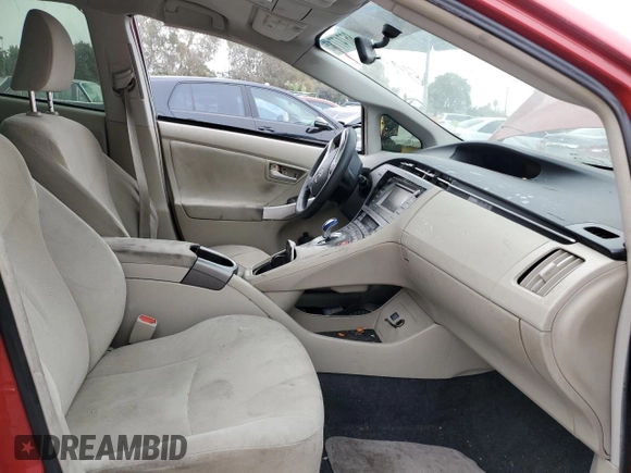 2015 Toyota Prius Four with VIN JTDKN3DU1F0428998, listed as a Copart auction lot 86747714 with 318,875 mi miles and Clean Title. Bid and sale history available at carsss.com. Image 7.