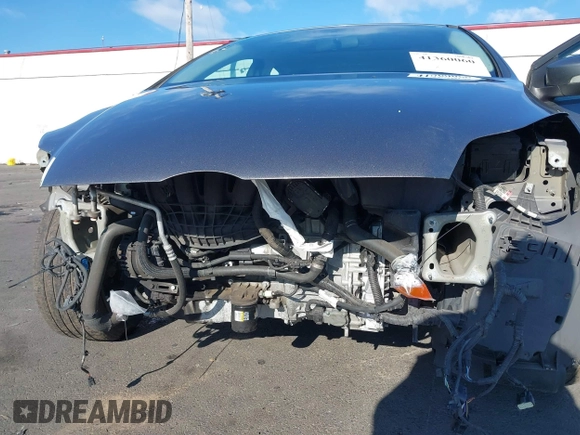2014 Ford Focus SE with VIN 1FADP3F24EL199735, listed as a IAAI auction lot 41360060 with 115,814 mi miles and . Bid and sale history available at carsss.com. Image 6.