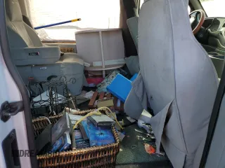 1998 Ford Econoline Cargo with VIN 1FDRE1429WHB71880, listed as a Copart auction lot 46426475 with 218,303 mi miles and Salvage Title. Bid and sale history available at DreamBid. Image 10.
