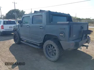 2006 Hummer H2 with VIN 5GRGN22U06H103326, listed as a IAAI auction lot 41474829 with 217,436 mi miles. Bid and sale history available at carsss.com. Image 3.
