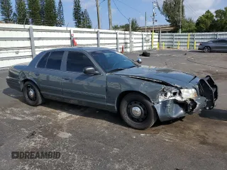 2010 Ford Police Interceptor z VIN 2FABP7BV0AX121156, wystawiony jako Copart lot #52085275 z przebiegiem 158 578 mil mil oraz Szkoda całkowita • Salvage title. Historia ofert i sprzedaży dostępna na DreamBid. Obrazek 4.