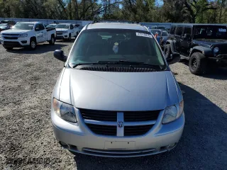 2006 Dodge Grand Caravan SXT with VIN 2D4GP44L16R789637, listed as a Copart auction lot 47515915 with 218,239 mi miles and Salvage Title. Bid and sale history available at carsss.com. Image 5.