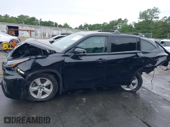 2023 Toyota Highlander L with VIN 5TDKDRBH6PS043799, listed as a IAAI auction lot 42617278 with 14,744 mi miles and . Bid and sale history available at DreamBid. Image 14.