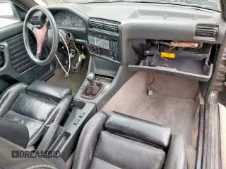 1991 BMW M3 z VIN WBSAK0310MAE34501, wystawiony jako Copart lot #45642275 z przebiegiem 129 936 mil mil oraz Czysty tytuł • Clean title. Historia ofert i sprzedaży dostępna na DreamBid. Obrazek 8.