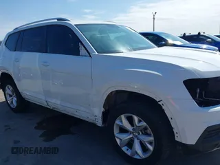 2018 Volkswagen Atlas S with VIN 1V2AP2CA1JC565274, listed as a IAAI auction lot 41686934 with 68,289 mi miles and . Bid and sale history available at DreamBid. Image 18.