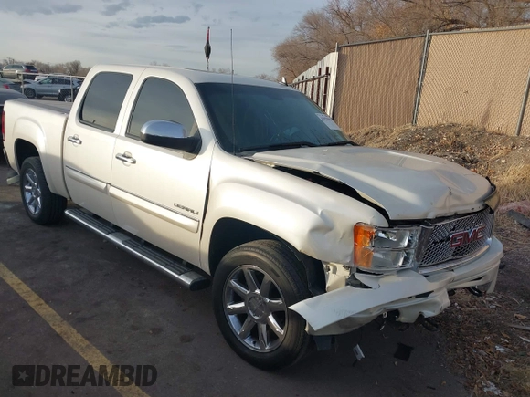 2011 GMC Sierra 1500 Denali z VIN 3GTP2XE20BG152905, wystawiony jako IAAI lot #41079419 z przebiegiem 158 192 mil mil oraz . Historia ofert i sprzedaży dostępna na DreamBid. Obrazek 1.