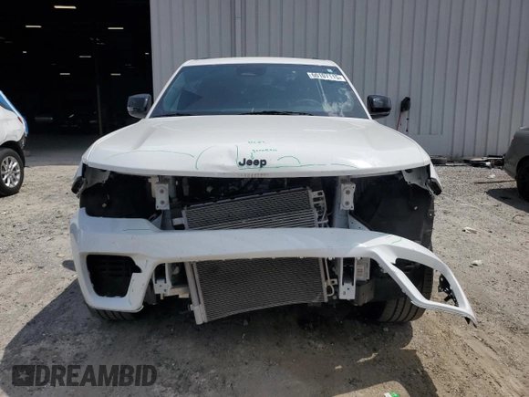 2023 Jeep Grand Cherokee Laredo z VIN 1C4RJGAGXPC552901, wystawiony jako Copart lot #60107115 z przebiegiem 44 231 mil mil oraz Szkoda całkowita • Salvage title. Historia ofert i sprzedaży dostępna na DreamBid. Obrazek 5.