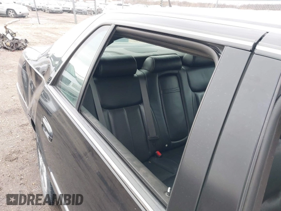 2007 Cadillac DTS Luxury I with VIN 1G6KD57Y47U175458, listed as a IAAI auction lot 41744349 with 123,227 mi miles and . Bid and sale history available at DreamBid. Image 6.