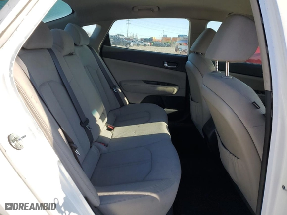 2016 Kia Optima LX with VIN KNAGT4L38G5100697, listed as a Copart auction lot 52913175 with 120,374 mi miles and Salvage Title. Bid and sale history available at carsss.com. Image 10.