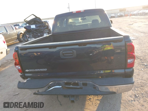 2006 Chevrolet Silverado 1500 LT1 with VIN 2GCEC13T961184361, listed as a IAAI auction lot 40544079 with 152,774 mi miles. Bid and sale history available at carsss.com. Image 16.