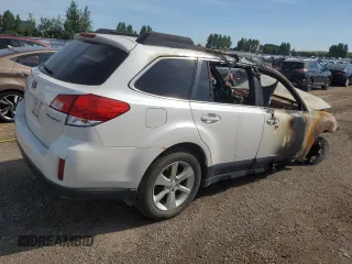 2014 Subaru Outback 2.5i Prem with VIN 4S4BRGBC8E3271940, listed as a Copart auction lot 61372234 with 0 mi miles and Non Repairable. Bid and sale history available at carsss.com. Image 3.