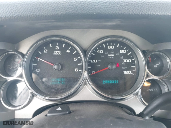 2007 Chevrolet Silverado 1500 LTZ with VIN 2GCEK13M071609477, listed as a IAAI auction lot 41042020 with 193,095 mi miles. Bid and sale history available at carsss.com. Image 7.
