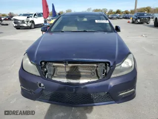 2015 Mercedes-Benz C-Class C 250 with VIN WDDGJ4HB2FG389772, listed as a Copart auction lot 84975114 with 0 mi miles and Clean Title. Bid and sale history available at carsss.com. Image 5.