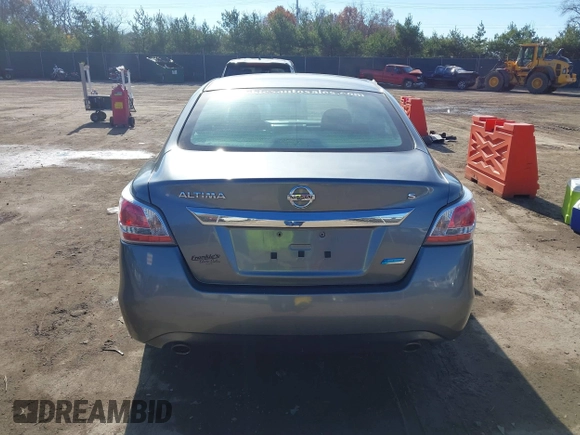 2014 Nissan Altima SL with VIN 1N4AL3APXEN375273, listed as a IAAI auction lot 40807224 with 180,525 mi miles and . Bid and sale history available at DreamBid. Image 17.