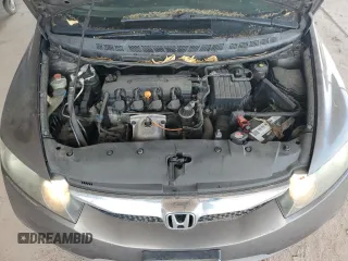 2009 Honda Civic LX z VIN 19XFA16599E050691, wystawiony jako Copart lot #58538835 z przebiegiem 162 377 mil mil oraz Czysty tytuł • Clean title. Historia ofert i sprzedaży dostępna na DreamBid. Obrazek 11.