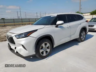 2023 Toyota Highlander L z VIN 5TDKDRAH3PS043681, wystawiony jako Copart lot #58818625 z przebiegiem 23 372 mil mil oraz Szkoda całkowita • Salvage title. Historia ofert i sprzedaży dostępna na DreamBid. Obrazek 1.