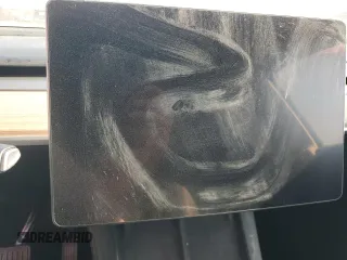 2023 Tesla Model Y Long Range z VIN 7SAYGDEE7PF822934, wystawiony jako Copart lot #49285285 z przebiegiem Nie podano mil oraz Szkoda całkowita • Salvage title. Historia ofert i sprzedaży dostępna na DreamBid. Obrazek 9.