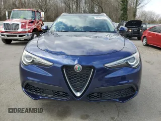 2020 Alfa Romeo Stelvio Ti z VIN ZASPAKBN8L7C76865, wystawiony jako Copart lot #49966655 z przebiegiem 26 531 mil mil oraz Szkody całkowita. Historia ofert i sprzedaży dostępna na DreamBid. Obrazek 5.
