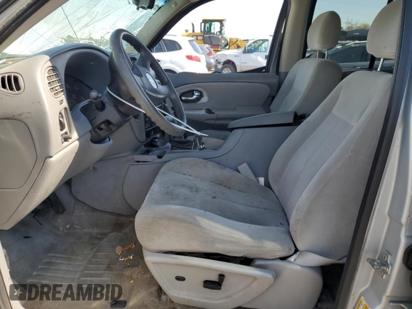 2007 Chevrolet TrailBlazer LS with VIN 1GNDT13S772262485, listed as a Copart auction lot 74128274 with 154,369 mi miles and Non Repairable. Bid and sale history available at carsss.com. Image 7.