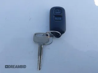 2004 Toyota Tacoma PreRunner z VIN 5TEGN92N74Z344833, wystawiony jako IAAI lot #42078554 z przebiegiem 227 310 mil mil oraz . Historia ofert i sprzedaży dostępna na DreamBid. Obrazek 11.