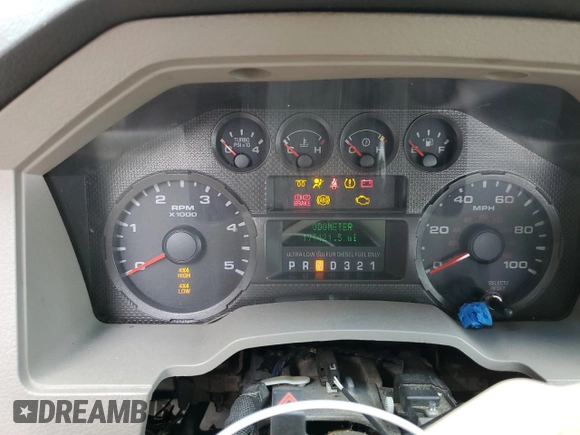 2010 Ford F-250 XL with VIN 1FTSW2BR2AEB29330, listed as a Copart auction lot 57804325 with 177,421 mi miles and Clean title. Bid and sale history available at DreamBid. Image 9.