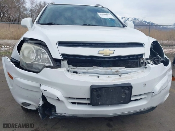 2013 Chevrolet Captiva Sport Fleet LTZ with VIN 3GNAL4EK8DS616970, listed as a IAAI auction lot 41882682 with 140,759 mi miles. Bid and sale history available at carsss.com. Image 6.