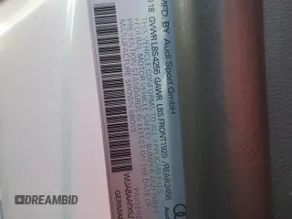 2018 Audi R8 V10 z VIN WUABAAFX5J7902445, wystawiony jako Copart lot #80124934 z przebiegiem Nie podano mil oraz Szkody całkowita. Historia ofert i sprzedaży dostępna na DreamBid. Obrazek 12.