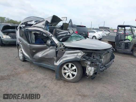 2012 Kia Sorento LX with VIN 5XYKT4A28CG280272, listed as a IAAI auction lot 41915794 with Not Provided miles and . Bid and sale history available at carsss.com. Image 1.