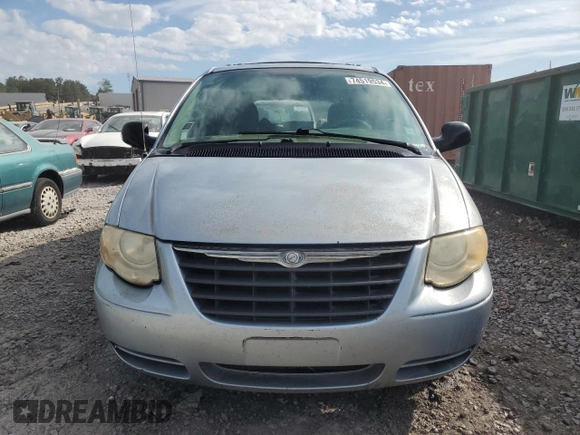 2006 Chrysler Town & Country LWB LX with VIN 2A4GP44R66R702682, listed as a Copart auction lot 74519534 with 225,346 mi miles and Salvage Title. Bid and sale history available at carsss.com. Image 5.