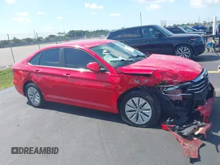 2019 Volkswagen Jetta S z VIN 3VWC57BUXKM029610, wystawiony jako IAAI lot #42334649 z przebiegiem 34 072 mil mil oraz . Historia ofert i sprzedaży dostępna na DreamBid. Obrazek 6.