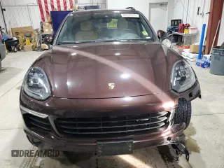 2017 Porsche Cayenne z VIN WP1AA2A24HKA91141, wystawiony jako Copart lot #88939575 z przebiegiem 72 140 mil mil oraz Szkoda całkowita • Salvage title. Historia ofert i sprzedaży dostępna na DreamBid. Obrazek 5.
