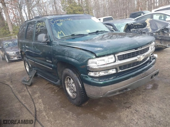 2002 Chevrolet Tahoe LT with VIN 1GNEK13ZX2J277968, listed as a IAAI auction lot 41586260 with 336,190 mi miles. Bid and sale history available at carsss.com. Image 1.