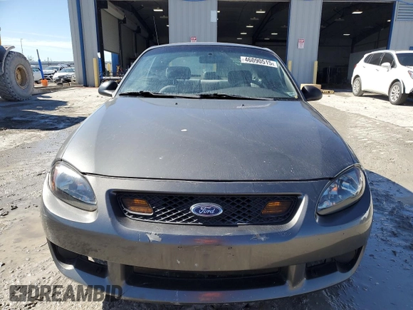 2003 Ford ZX2 ZX2 Standard z VIN 3FAFP113X3R107989, wystawiony jako Copart lot #46090515 z przebiegiem 168 186 mil mil oraz Szkody całkowita. Historia ofert i sprzedaży dostępna na DreamBid. Obrazek 5.