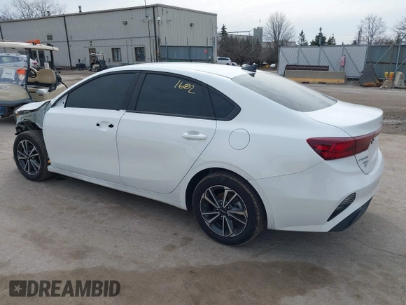 2024 Kia Forte LXS with VIN 3KPF24ADXRE784060, listed as a IAAI auction lot 41821682 with 24,794 mi miles and . Bid and sale history available at DreamBid. Image 3.