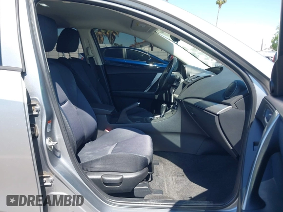 2010 Mazda 3 S Sport z VIN JM1BL1H63A1196493, wystawiony jako IAAI lot #42334889 z przebiegiem 205 154 mil mil oraz . Historia ofert i sprzedaży dostępna na DreamBid. Obrazek 5.