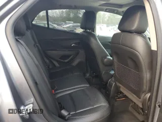 2020 Buick Encore Essence z VIN KL4CJGSB6LB020497, wystawiony jako Copart lot #43624955 z przebiegiem 99 448 mil mil oraz Tytuł czysty. Historia ofert i sprzedaży dostępna na DreamBid. Obrazek 11.