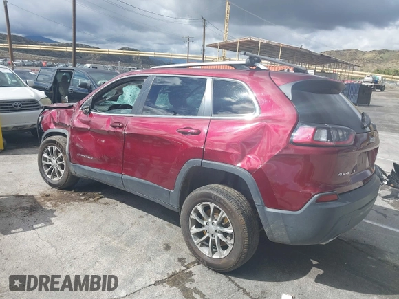 2019 Jeep Cherokee Latitude Plus with VIN 1C4PJMLX8KD330606, listed as a IAAI auction lot 41733246 with 94,408 mi miles. Bid and sale history available at carsss.com. Image 3.