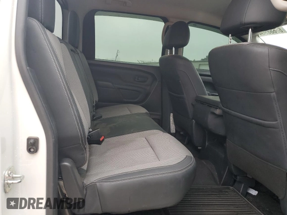 2021 Nissan Titan S z VIN 1N6AA1EE6MN517580, wystawiony jako Copart lot #86688904 z przebiegiem 56 660 mil mil oraz Czysty tytuł • Clean title. Historia ofert i sprzedaży dostępna na DreamBid. Obrazek 10.