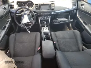 2017 Mitsubishi Lancer ES z VIN JA32U2FU6HU007637, wystawiony jako Copart lot #56843245 z przebiegiem 119 915 mil mil oraz Szkoda całkowita • Salvage title. Historia ofert i sprzedaży dostępna na DreamBid. Obrazek 8.