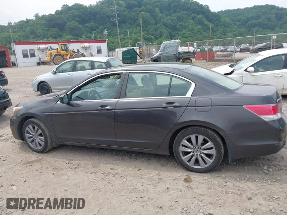 2011 Honda Accord EX с VIN 1HGCP2F72BA037123, выставлен на аукционе IAAI как лот 42438929 с пробегом 104 232 миль миль и . История ставок и продаж доступна на DreamBid. Изображение 14.