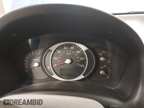 2006 Hyundai Tucson GLS with VIN KM8JN12D66U409645, listed as a IAAI auction lot 41589550 with 111,850 mi miles. Bid and sale history available at carsss.com. Image 7.