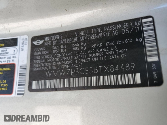 2011 MINI Convertible S with VIN WMWZP3C55BTX84489, listed as a Copart auction lot 57680375 with 86,313 mi miles and Clean title. Bid and sale history available at DreamBid. Image 12.