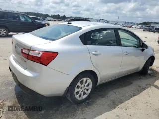 2014 Kia Rio LX with VIN KNADM4A38E6384696, listed as a Copart auction lot 58718174 with 121,760 mi miles and Salvage Title. Bid and sale history available at carsss.com. Image 3.