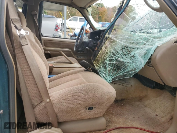1995 Chevrolet Suburban with VIN 1GNFK16K0SJ430411, listed as a Copart auction lot 79208624 with 316,229 mi miles and Salvage Title. Bid and sale history available at carsss.com. Image 7.