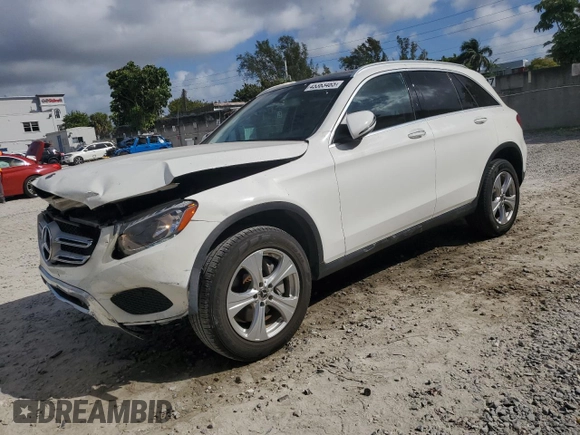 2018 Mercedes-Benz GLC with VIN WDC0G4JB0JV031380, listed as a Copart auction lot 45363465 with 58,077 mi miles and Salvage Title. Bid and sale history available at carsss.com. Image 1.