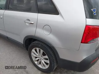 2011 Kia Sorento LX with VIN 5XYKT4A29BG066860, listed as a IAAI auction lot 41931751 with 191,240 mi miles. Bid and sale history available at carsss.com. Image 12.