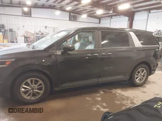 2022 Kia Carnival LXS with VIN KNDNB4H36N6133470, listed as a IAAI auction lot 41581467 with 46,771 mi miles. Bid and sale history available at carsss.com. Image 14.