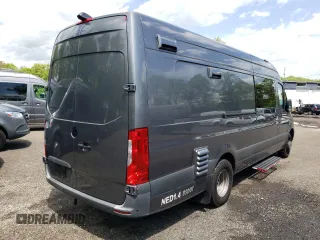2021 Mercedes-Benz Sprinter with VIN W1W9ED3Y4MT061958, listed as a Copart auction lot 53903584 with 18,792 mi miles and Clean Title. Bid and sale history available at DreamBid. Image 4.
